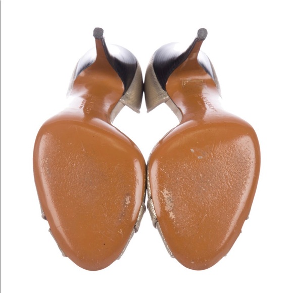 Givenchy Embossed Leather Pumps Size 8 - Picture 3 of 4